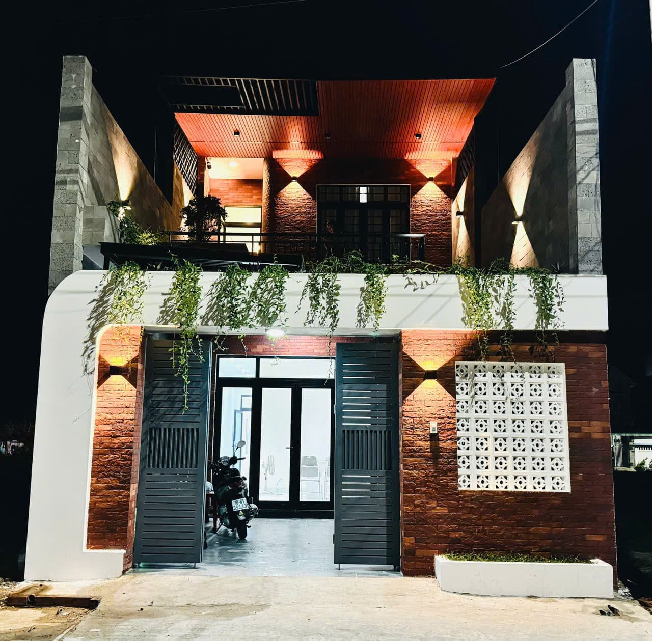 Nhà ở kết hợp không gian lớp học